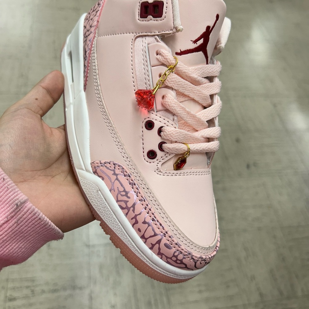 COPY - Jordan 3 Retro
Valentine's Day Treat Yourself (2025) (Women's)